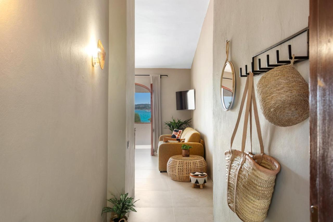 Baia Dorata Beach Apartment Porto Istana Buitenkant foto