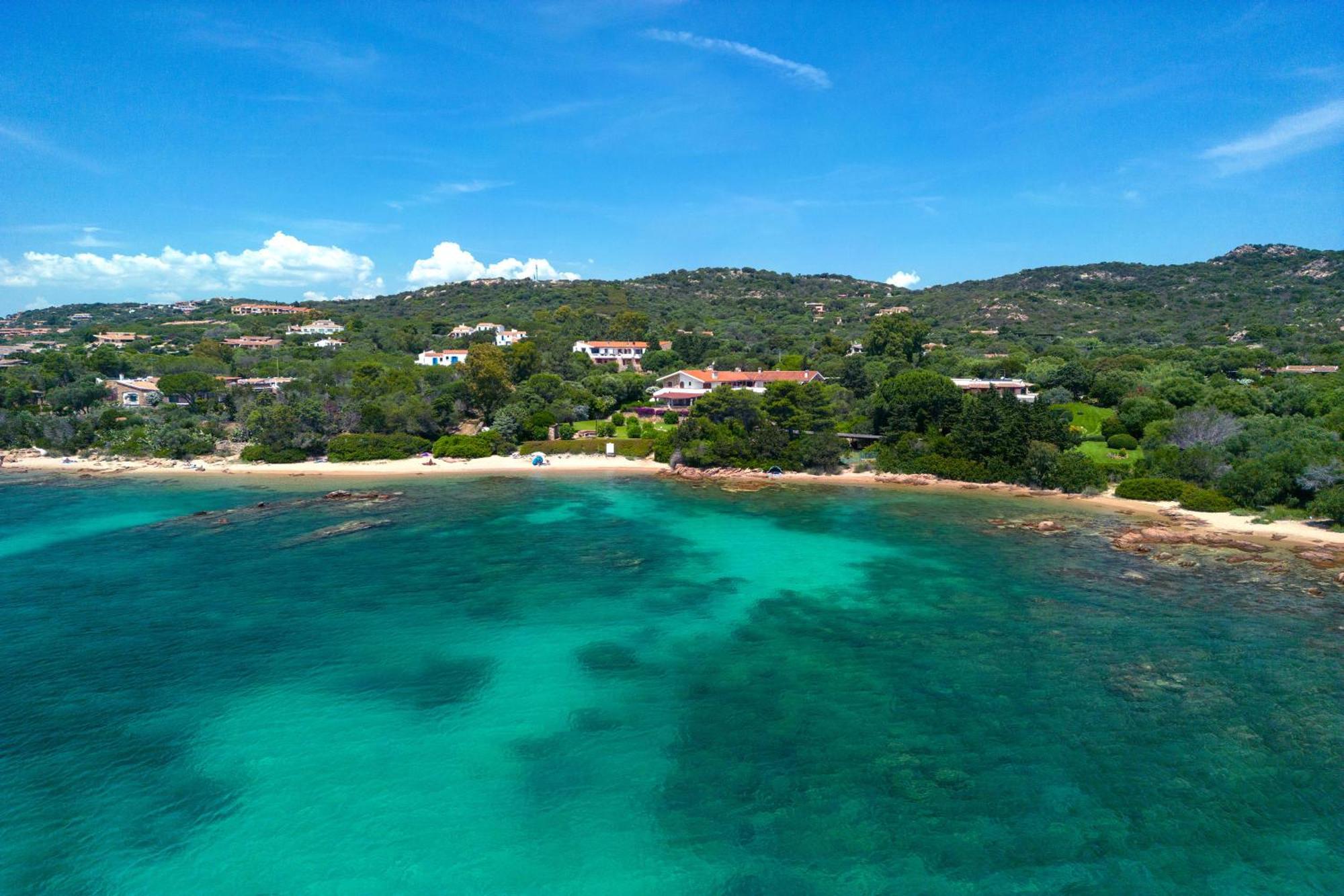 Baia Dorata Beach Apartment Porto Istana Buitenkant foto