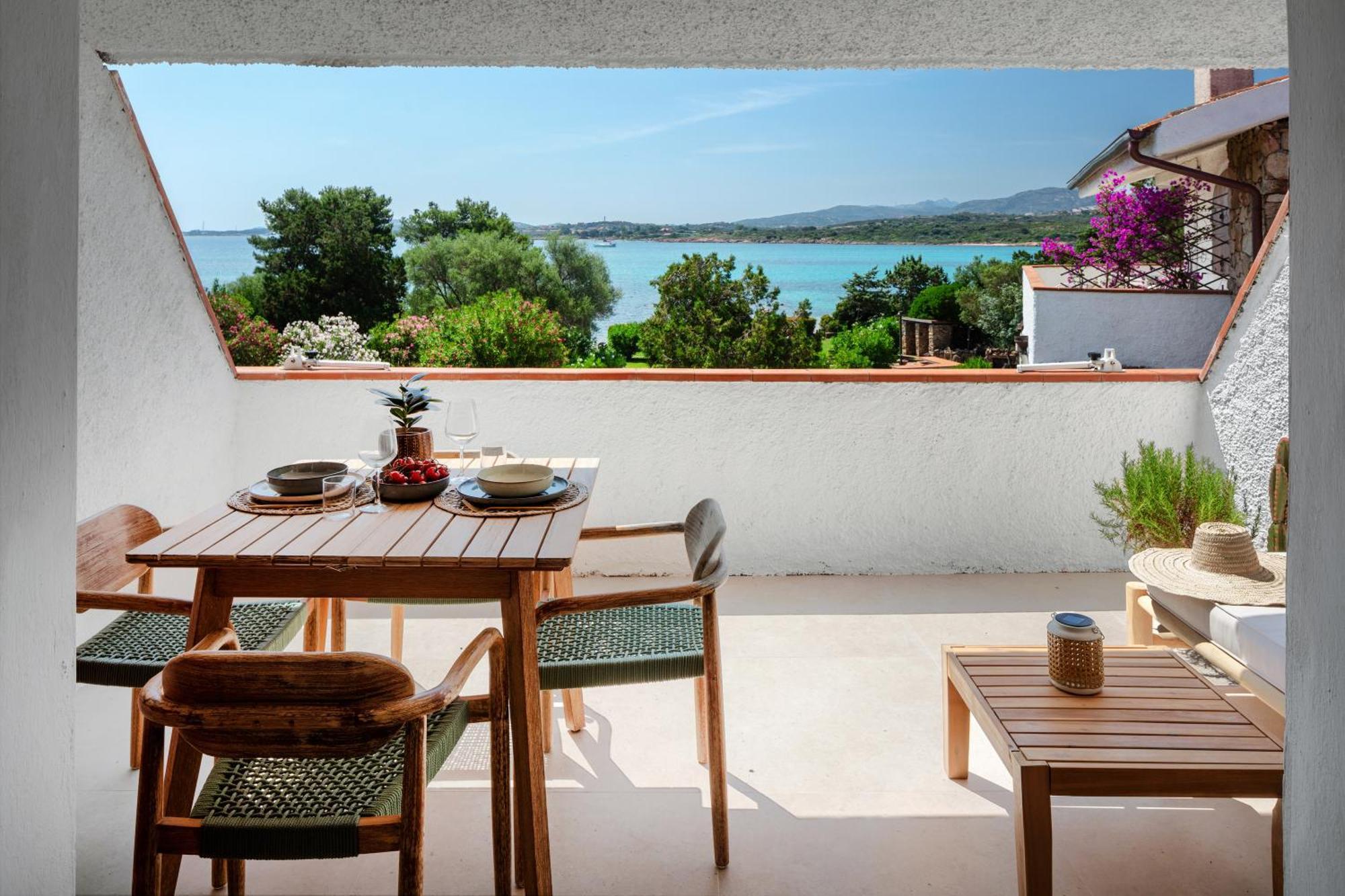 Baia Dorata Beach Apartment Porto Istana Buitenkant foto